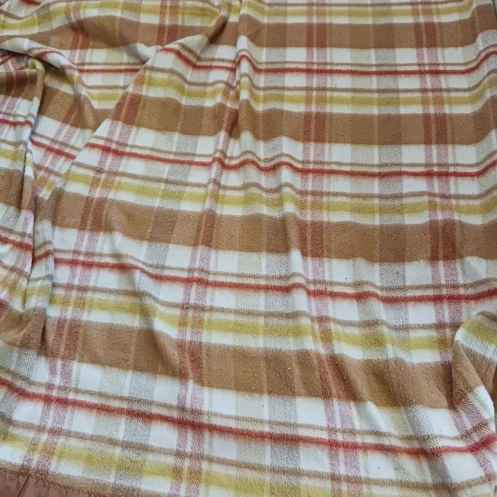 Vtg Montgomery Wards Satin Trim Acrylic Full/Queen  Blanket Brown Plaid 85 x 94
